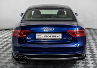 Подержанный автомобиль Audi A5 Coupe 2014 года (6 фото)