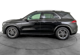 Подержанный автомобиль Mercedes-Benz GLE 2021 года (8 фото)