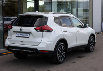 Подержанный автомобиль Nissan X-Trail 2021 года (5 фото)