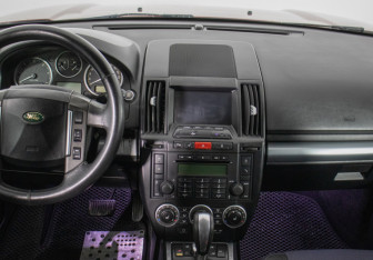 Подержанный автомобиль Land Rover Freelander 2007 года (14 фото)