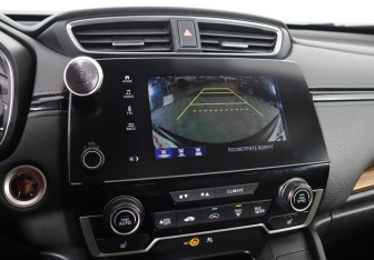 Подержанный автомобиль Honda CR-V 2018 года (8 фото)