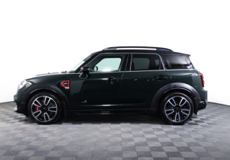 Подержанный автомобиль MINI Countryman 2021 года (8 фото)