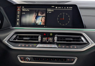 Подержанный автомобиль BMW X6 2022 года (15 фото)