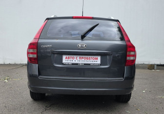 Подержанный автомобиль Kia Ceed Wagon 2008 года (6 фото)