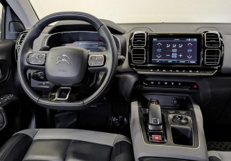 Подержанный автомобиль Citroen C5 Aircross 2021 года (30 фото)