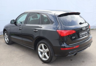 Подержанный автомобиль Audi Q5 2015 года (6 фото)