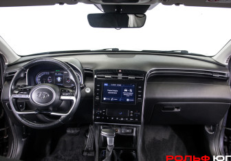 Подержанный автомобиль Hyundai Tucson 2021 года (10 фото)