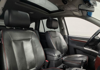 Подержанный автомобиль Hyundai Santa Fe 2006 года (13 фото)