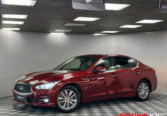 Подержанный автомобиль Infiniti Q50 2015 года (21 фото)