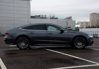 Подержанный автомобиль Audi A7 2020 года (4 фото)