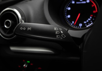 Подержанный автомобиль Audi A3 Hatchback 2013 года (13 фото)