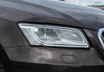 Подержанный автомобиль Audi Q5 2013 года (15 фото)