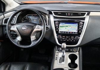 Подержанный автомобиль Nissan Murano Suv 2019 года (10 фото)
