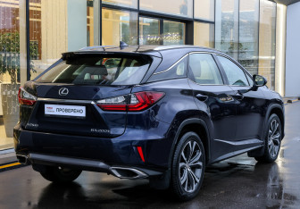 Подержанный автомобиль Lexus RX 2017 года (7 фото)