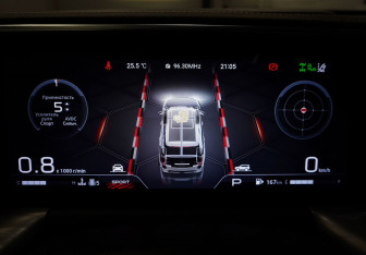 Подержанный автомобиль GAC GS8 2024 года (41 фото)