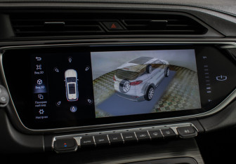 Подержанный автомобиль Geely Atlas Pro 2023 года (14 фото)