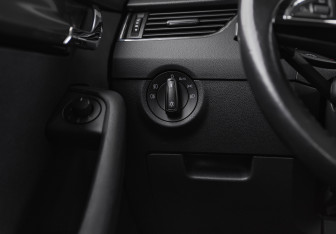 Подержанный автомобиль Skoda Octavia Liftback 2017 года (9 фото)