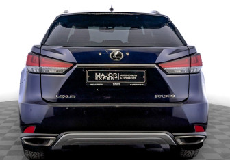 Подержанный автомобиль Lexus RX 2020 года (6 фото)