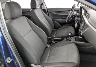 Подержанный автомобиль Kia Rio Hatchback 2021 года (23 фото)