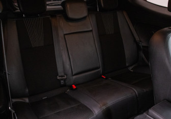 Подержанный автомобиль Renault Megane Hatchback 2010 года (11 фото)