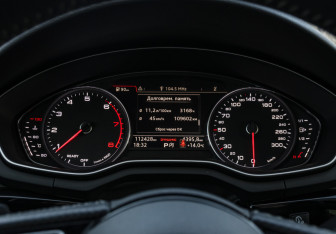 Подержанный автомобиль Audi A5 Coupe 2017 года (11 фото)