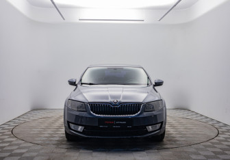 Подержанный автомобиль Skoda Octavia Liftback 2013 года (2 фото)
