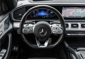 Подержанный автомобиль Mercedes-Benz GLE 2019 года (10 фото)