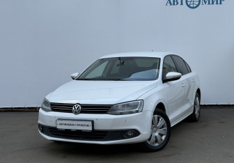 Подержанный автомобиль Volkswagen Jetta Sedan 2012 года (1 фото)