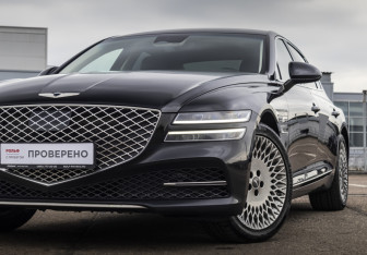 Подержанный автомобиль Genesis G80 2021 года (2 фото)