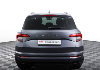 Подержанный автомобиль Skoda Karoq 2021 года (6 фото)