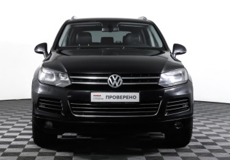 Подержанный автомобиль Volkswagen Touareg 2010 года (2 фото)