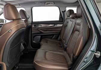 Подержанный автомобиль Exeed VX 2022 года (18 фото)