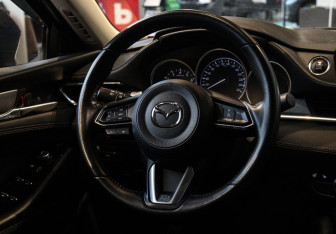 Подержанный автомобиль Mazda 6 Sedan 2019 года (11 фото)