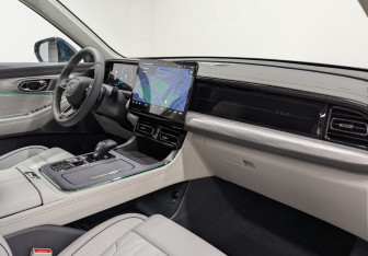 Новый GAC GS8 2025 (9 фото)