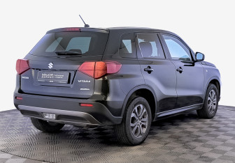 Подержанный автомобиль Suzuki Vitara 2021 года (5 фото)
