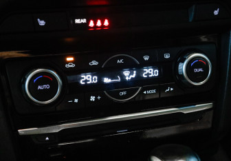 Подержанный автомобиль Mazda 6 Sedan 2016 года (17 фото)