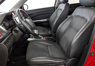 Подержанный автомобиль Suzuki Vitara 2016 года (20 фото)