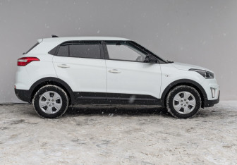 Подержанный автомобиль Hyundai Creta 2021 года (24 фото)