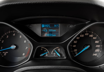 Подержанный автомобиль Ford Focus Hatchback 2012 года (16 фото)