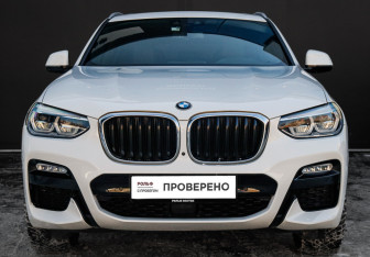 Подержанный автомобиль BMW X4 2018 года (2 фото)