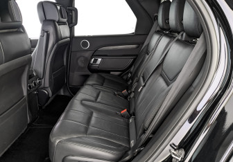 Подержанный автомобиль Land Rover Discovery 2018 года (18 фото)