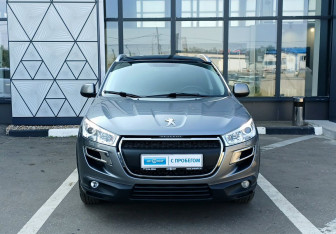 Подержанный автомобиль Peugeot 4008 2012 года (2 фото)