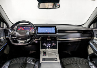 Подержанный автомобиль Exeed TXL 2022 года (13 фото)