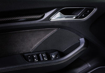 Подержанный автомобиль Audi RS 3 Sedan 2019 года (19 фото)