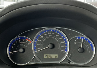 Подержанный автомобиль Subaru Forester Suv 2011 года (22 фото)
