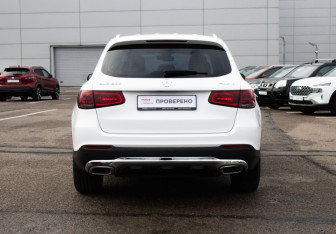 Подержанный автомобиль Mercedes-Benz GLC Coupe 2022 года (6 фото)
