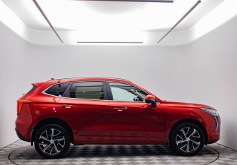 Подержанный автомобиль Haval Jolion 2022 года (4 фото)