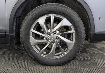 Подержанный автомобиль Nissan X-Trail 2018 года (12 фото)