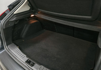 Подержанный автомобиль Ford Focus Hatchback 2012 года (14 фото)