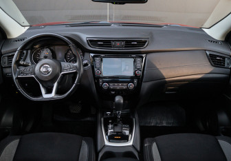 Подержанный автомобиль Nissan Qashqai 2020 года (8 фото)